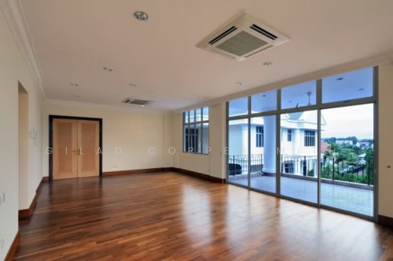 Villas Holland, 4 Bukit Sedap Road, 6 Bedrooms, 12,486 sqft, Detached House For Rent, by Gilad Coppersmith, 500093739 - Living Room - PropertyGuru.com.sg