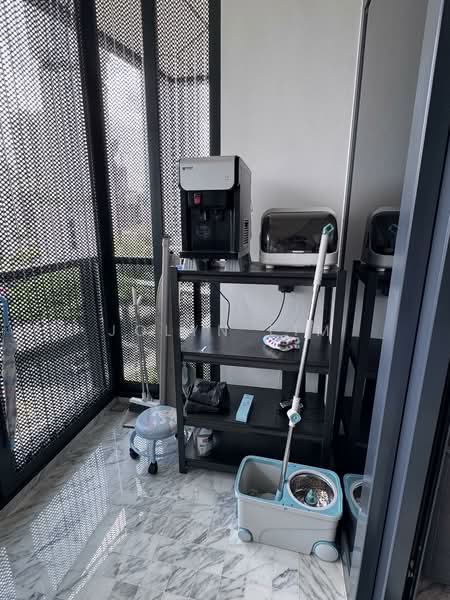 Van Holland, 186 Holland Road, 3 Bedrooms, 1,055 sqft, Condominium For Rent, by Jolyn Lim, 500093740 - PropertyGuru.com.sg