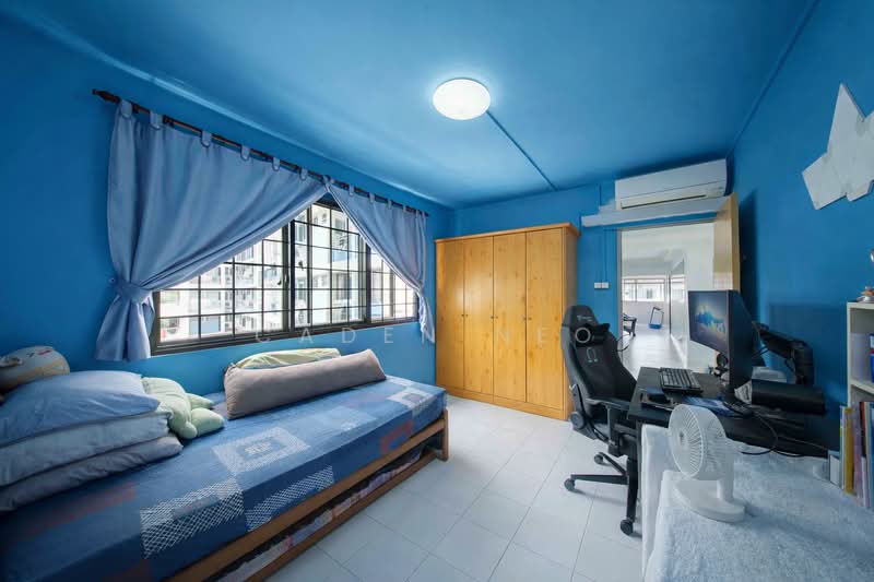 117 Pasir Ris Street 11 HDB Flat For Sale at S$ 720,000 | PropertyGuru Singapore - Bedroom