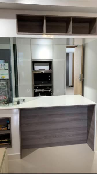 Coco Palms Condominium For Sale at S$ 2,377,000 | PropertyGuru Singapore - Kitchen