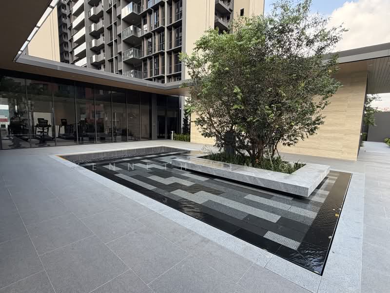 Tembusu Grand, 98 Jalan Tembusu, 2 Bedrooms, 743 sqft, Condominium For Rent, by Kenneth Lim CT, 500093772 - Courtyard - PropertyGuru.com.sg