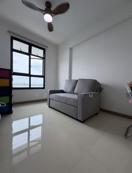 415D Northshore Drive HDB Flat For Sale at S$ 768,000 | PropertyGuru Singapore - Living Room