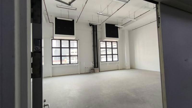 Citilink Warehouse Complex, 102E Pasir Panjang Road, Buona Vista / West Coast / Clementi New Town, 1,195 sqft, Light Industrial (B1) For Rent, by Irwin Kao, 500093783 - Interior - CommercialGuru.com.sg