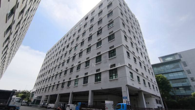 Citilink Warehouse Complex, 102E Pasir Panjang Road, Buona Vista / West Coast / Clementi New Town, 1,195 sqft, Light Industrial (B1) For Rent, by Irwin Kao, 500093784 - Exterior - CommercialGuru.com.sg