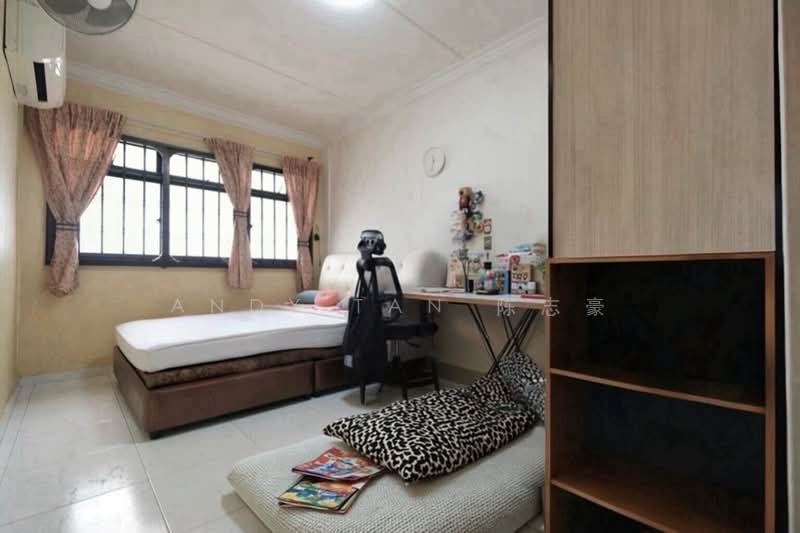 470 Sembawang Drive HDB Flat For Sale at S$ 538,000 | PropertyGuru Singapore - Bedroom
