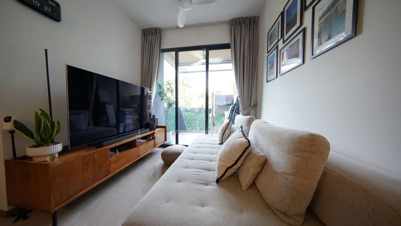 The Garden Residences Condominium For Sale at S$ 1,868,000 | PropertyGuru Singapore - Living Room