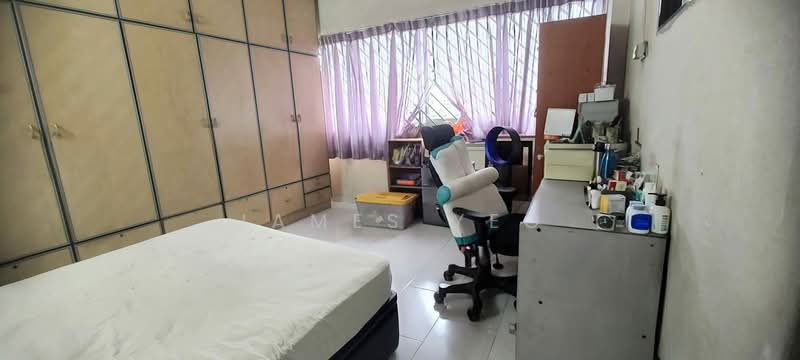 108 Teck Whye Lane HDB Flat For Sale at S$ 810,000 | PropertyGuru Singapore - Bedroom