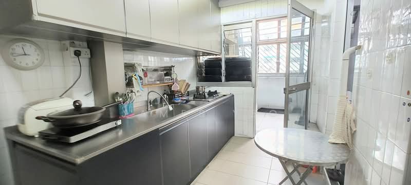 108 Teck Whye Lane HDB Flat For Sale at S$ 810,000 | PropertyGuru Singapore - Kitchen