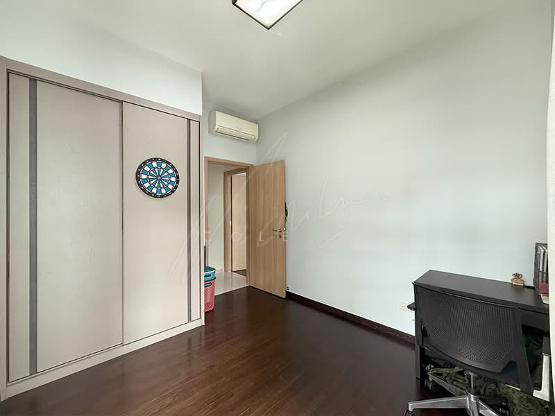Varsity Park Condominium Condominium For Sale at S$ 2,580,000 | PropertyGuru Singapore - Bedroom 3