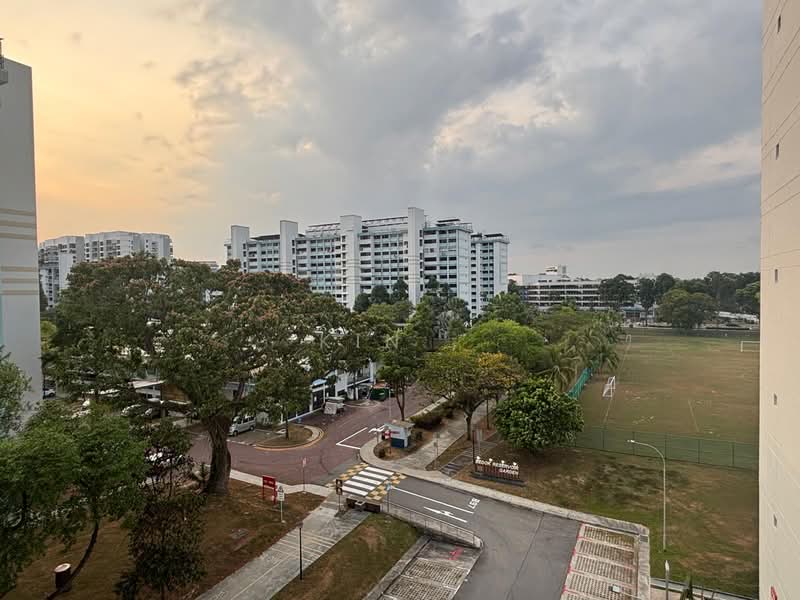 720 Bedok Reservoir Road HDB Flat For Sale at S$ 899,000 | PropertyGuru Singapore - Exterior