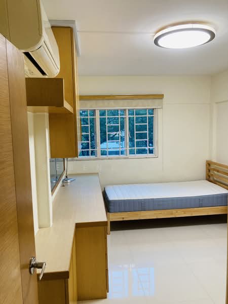 9 Gloucester Road, 9 Gloucester Road, 3 Bedrooms, 968 sqft, HDB Flat For Sale, by Serene Tian, 500093832 - Bedroom - PropertyGuru.com.sg