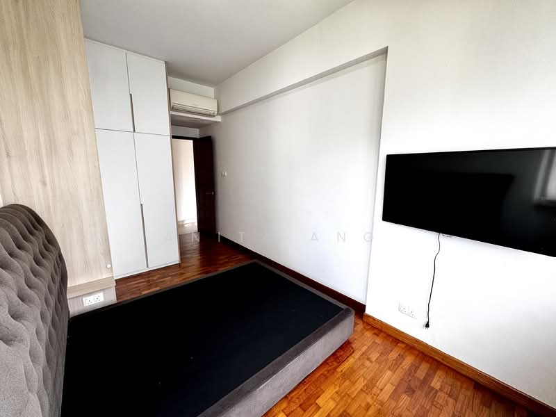 Simsville Condominium For Sale at S$ 1,460,000 | PropertyGuru Singapore - Bedroom