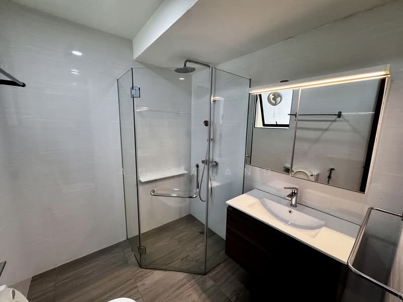 Simsville Condominium For Sale at S$ 1,460,000 | PropertyGuru Singapore - Bathroom