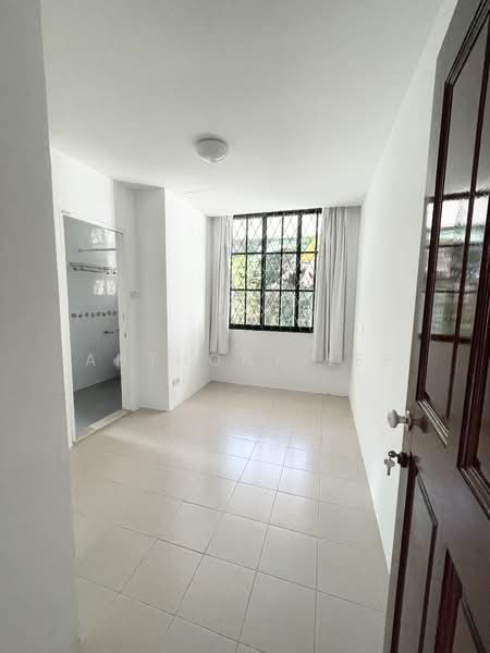 Semi-Detached House at Greenleaf Place, Semi-Detached House at Greenleaf Place, 4 Bedrooms, 4,500 sqft, Semi-Detached House For Rent, by Anthony Lee, 500093853 - Interior - PropertyGuru.com.sg