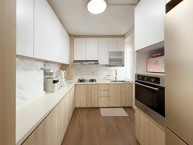 761 Woodlands Avenue 6 HDB Flat For Sale at S$ 700,000 | PropertyGuru Singapore - Kitchen