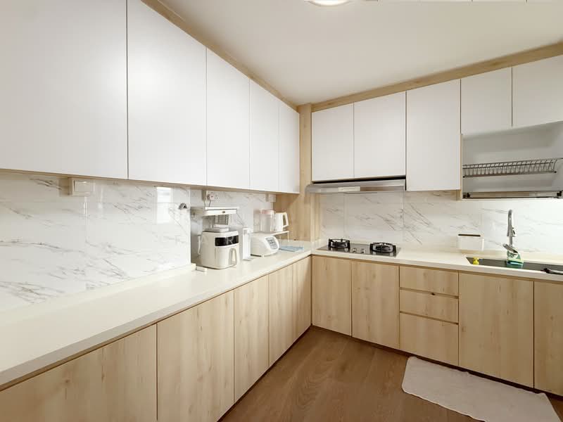 761 Woodlands Avenue 6 HDB Flat For Sale at S$ 700,000 | PropertyGuru Singapore - Kitchen