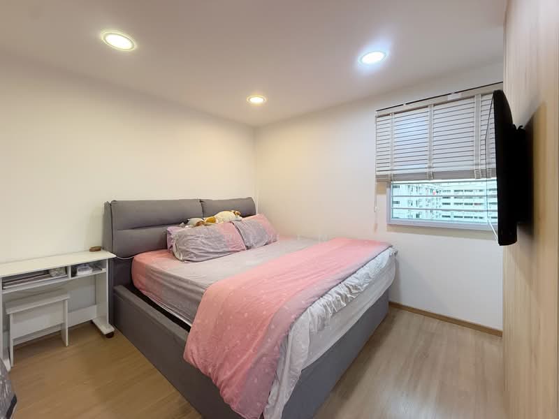 761 Woodlands Avenue 6 HDB Flat For Sale at S$ 700,000 | PropertyGuru Singapore - Bedroom