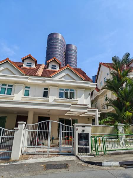 One Tree Hill, , 6 Bedrooms, 3,300 sqft, Semi-Detached House For Rent, by David Yong, 500093863 - Exterior - PropertyGuru.com.sg