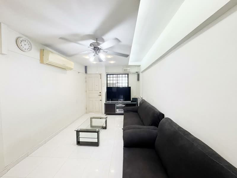 For Sale - 215 Ang Mo Kio Avenue 1