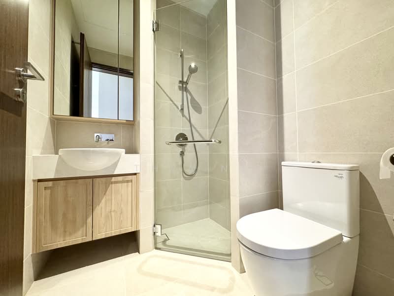 Atlassia Condominium For Sale at S$ 1,500,000 | PropertyGuru Singapore - Bathroom