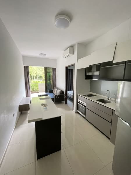 D'Nest Condominium For Sale at S$ 778,000 | PropertyGuru Singapore - Kitchen