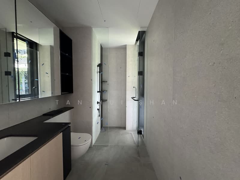 Jervois Mansion, 4 Jervois Close, 3 Bedrooms, 1,001 sqft, Condominium For Rent, by Tan Hui Shan, 500093881 - Bathroom - PropertyGuru.com.sg