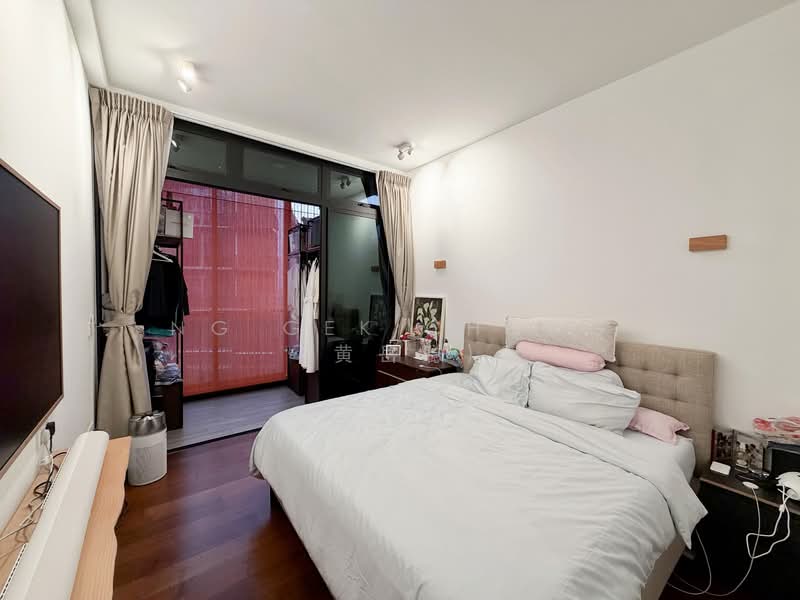 Daintree Residence Condominium For Sale at S$ 2,300,000 | PropertyGuru Singapore - Bedroom