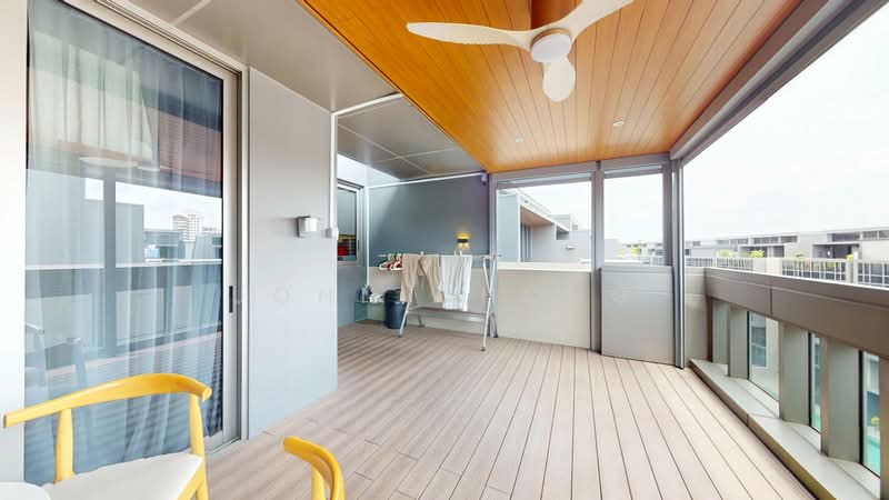 Parkwood Collection Semi-Detached House For Sale at S$ 4,500,000 | PropertyGuru Singapore - Balcony