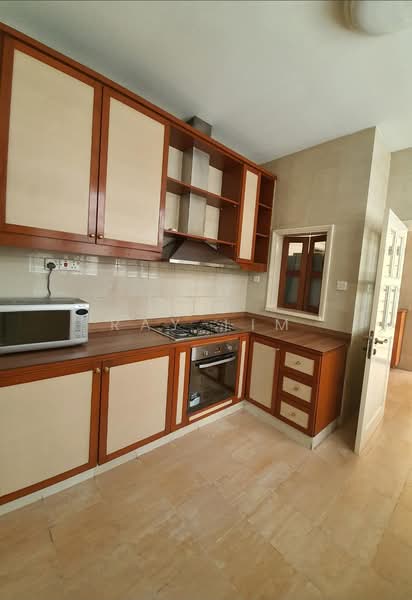 Woodgrove Avenue, Woodgrove Avenue, 6 Bedrooms, 6,674 sqft, Bungalow House For Rent, by Ray Lim, 500093907 - Kitchen - PropertyGuru.com.sg