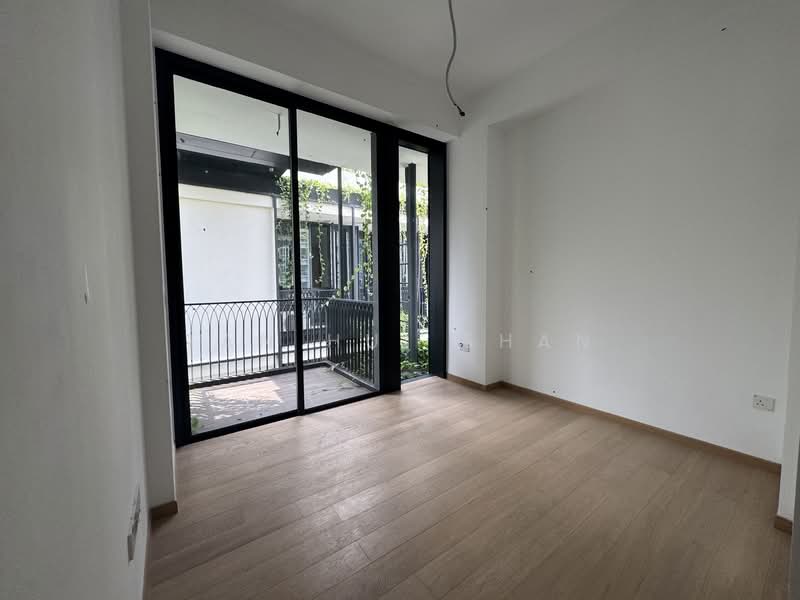 Jervois Mansion, 4 Jervois Close, 3 Bedrooms, 1,023 sqft, Condominium For Rent, by Tan Hui Shan, 500093922 - Balcony - PropertyGuru.com.sg