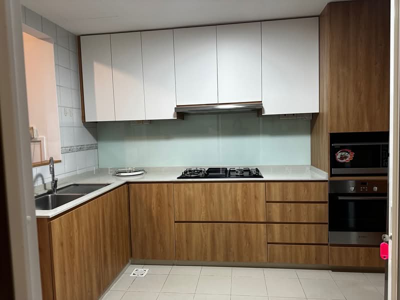 The Merasaga Condominium For Sale at S$ 2,999,000 | PropertyGuru Singapore - Kitchen