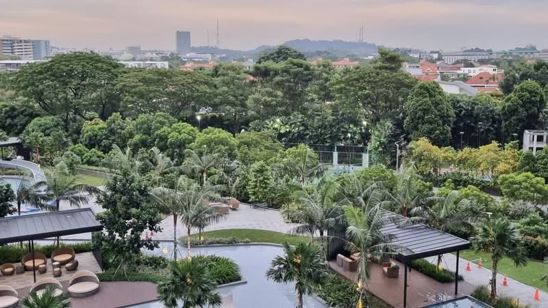 Whistler Grand Condominium For Sale at S$ 2,200,000 | PropertyGuru Singapore - Exterior