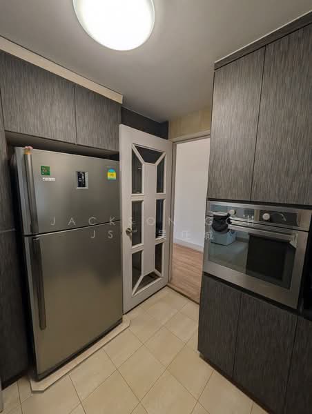 Heritage View, 10 Dover Rise, 2 Bedrooms, 969 sqft, Condominium For Rent, by Jackson Goh JS  吴任城, 500093952 - Kitchen - PropertyGuru.com.sg