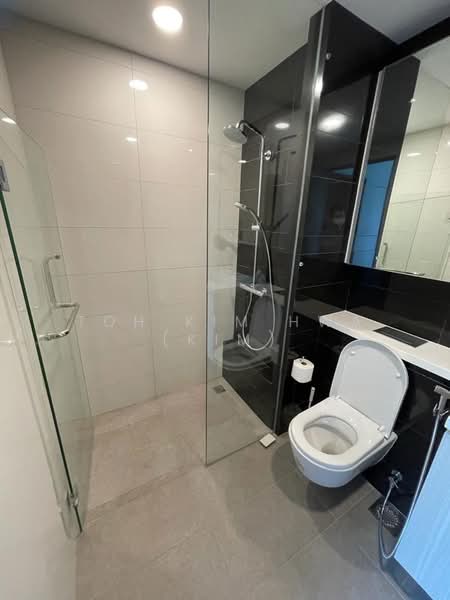 Gem Residences, 1 Lorong 5 Toa Payoh, 1 Bedroom, 451 sqft, Condominium For Rent, by Toh Kim Hwa (Kim), 500093954 - Bathroom - PropertyGuru.com.sg