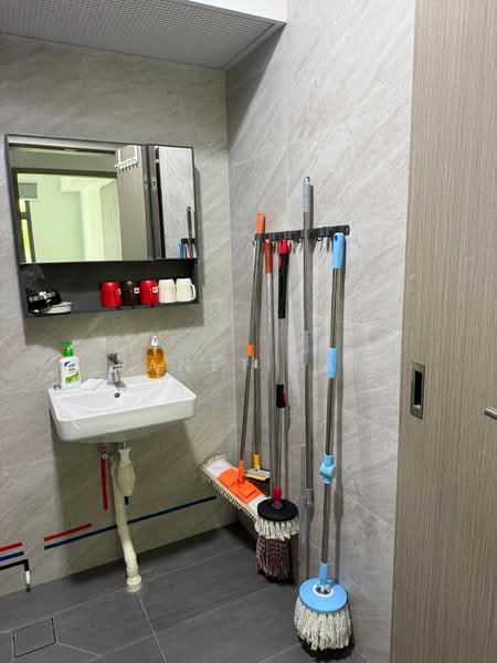 322A tengah drive, , Room Rental, 150 sqft, HDB Flat For Rent, by Janet Tan, 500093961 - Bathroom - PropertyGuru.com.sg