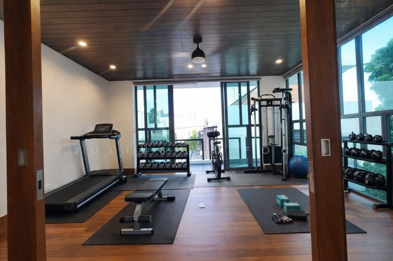 π FINEST Good Class Bungalow GCB off Holland Village, Good Class Bungalow Off Orchard, 6 Bedrooms, 11,900 sqft, Good Class Bungalow For Rent, by Julius WL Fock, 500093967 - PropertyGuru.com.sg