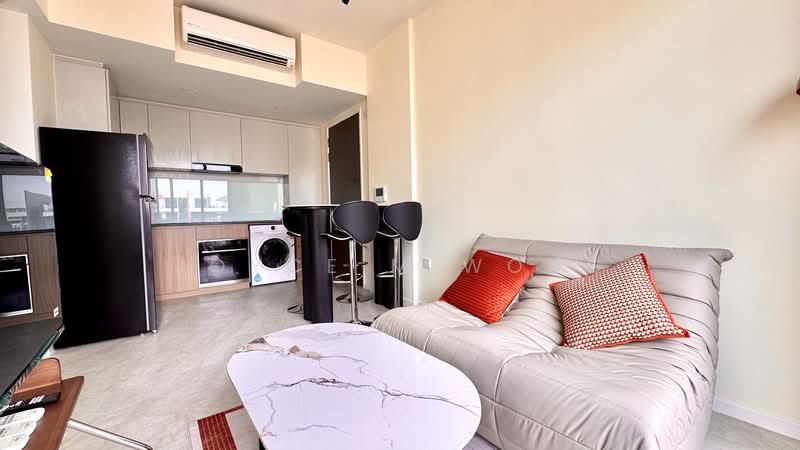 Rezi 24, 39 Lorong 24 Geylang, 2 Bedrooms, 646 sqft, Condominium For Rent, by Joyce M Wong, 500093973 - Living Room - PropertyGuru.com.sg