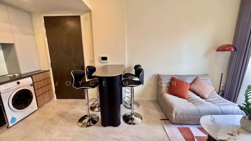 Rezi 24, 39 Lorong 24 Geylang, 2 Bedrooms, 646 sqft, Condominium For Rent, by Joyce M Wong, 500093973 - Living Room - PropertyGuru.com.sg