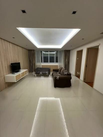 303 Tampines Street 32