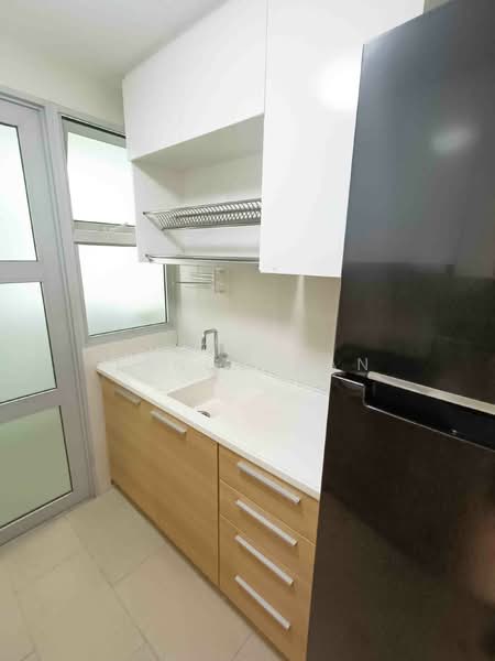 Clover By The Park, 2 Bishan Street 25, 3 Bedrooms, 1,238 sqft, Condominium For Rent, by Tango Tan, 500093983 - Kitchen - PropertyGuru.com.sg