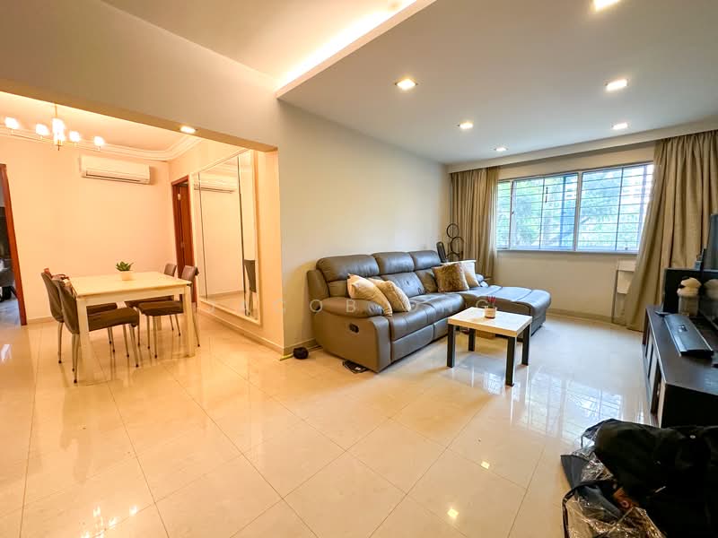 409 Bedok North Avenue 2 HDB Flat For Sale at S$ 899,999 | PropertyGuru Singapore - Living Room