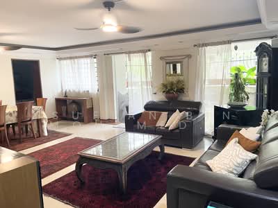 For Sale - 610 Hougang Avenue 8