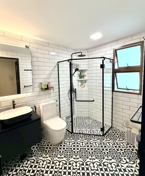 Villa Verde Terraced House For Sale at S$ 2,688,000 | PropertyGuru Singapore - Bathroom