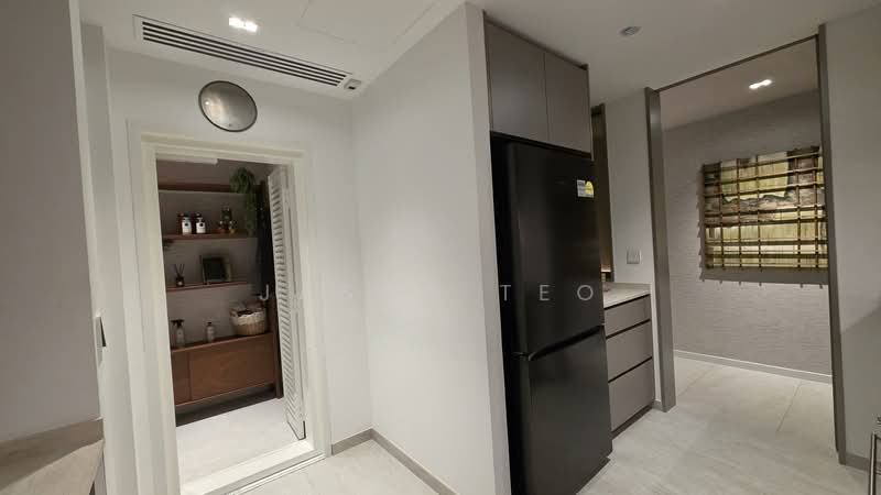 Pinery Residences Condominium For Sale at S$ 2,865,000 | PropertyGuru Singapore - Kitchen