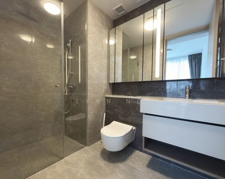 Dairy Farm Residences Condominium For Sale at S$ 1,288,888 | PropertyGuru Singapore - Master Bath