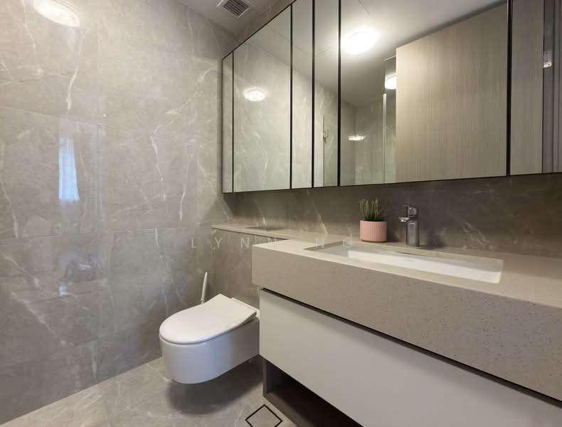 Dairy Farm Residences Condominium For Sale at S$ 1,288,888 | PropertyGuru Singapore - Common Bath