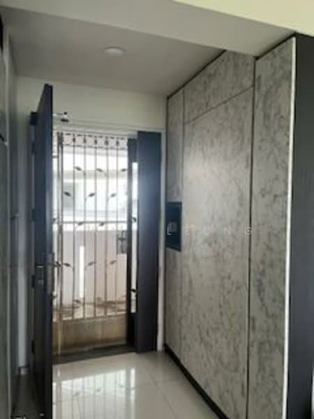 325A Sumang Walk HDB Flat For Sale at S$ 850,000 | PropertyGuru Singapore - Entrance