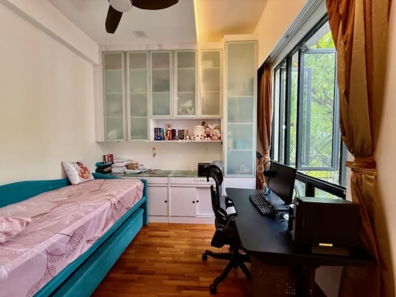 Regent Heights Condominium For Sale at S$ 1,298,000 | PropertyGuru Singapore - Study