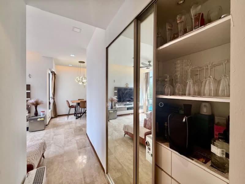 Regent Heights Condominium For Sale at S$ 1,298,000 | PropertyGuru Singapore - Corridor