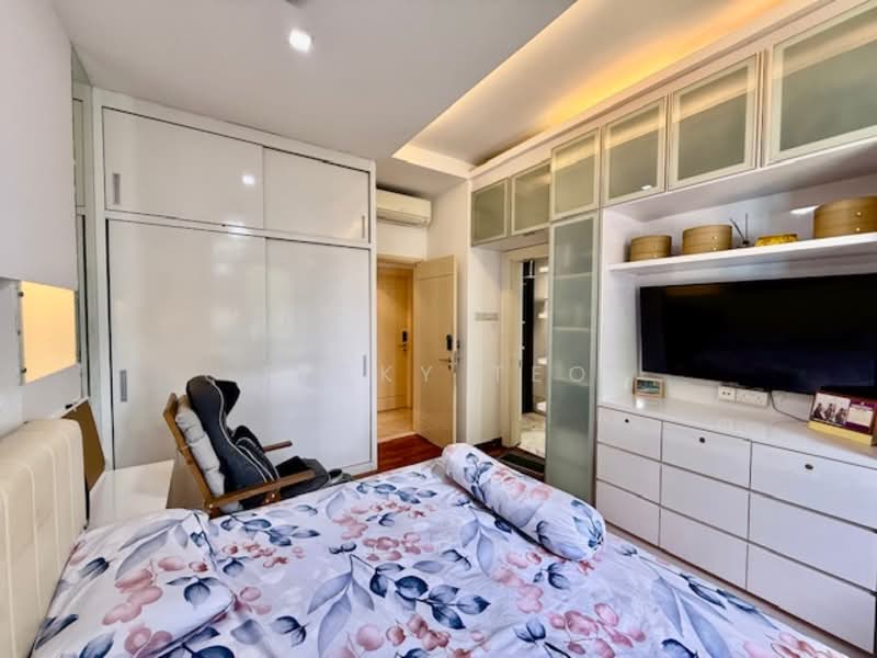 Regent Heights Condominium For Sale at S$ 1,298,000 | PropertyGuru Singapore - Bedroom
